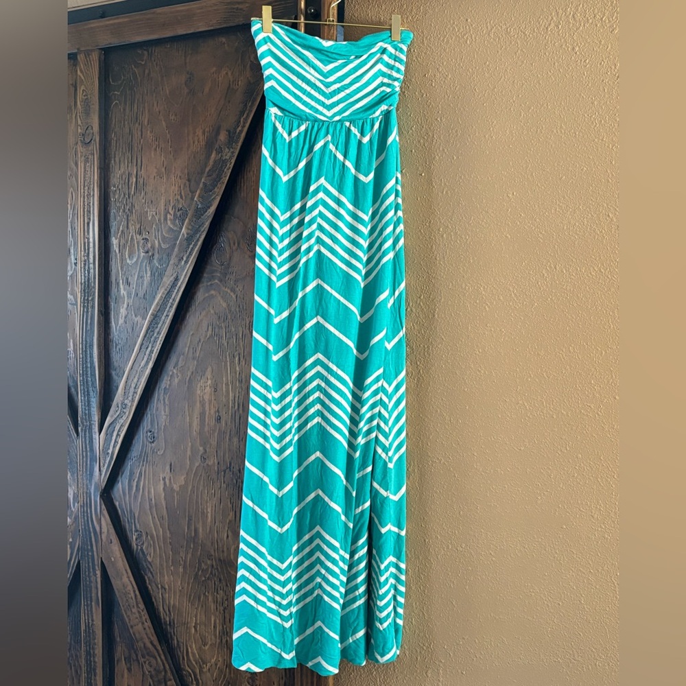 Strapless Chevron Patterned Dress in Teal
